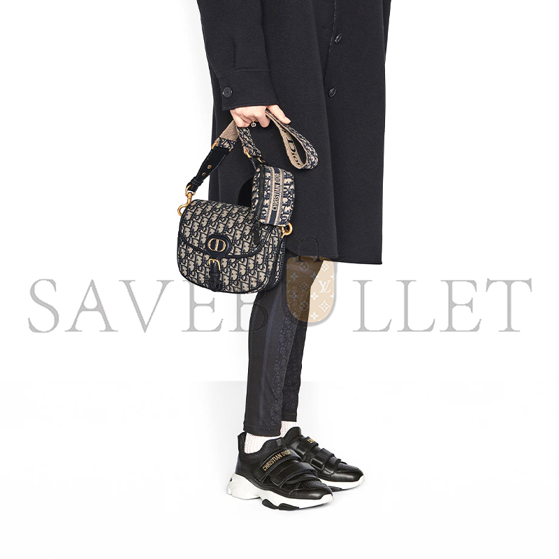 D*or medium D*or bobby bag m9319utzq_m928 (22.5*17.5*6.5cm)